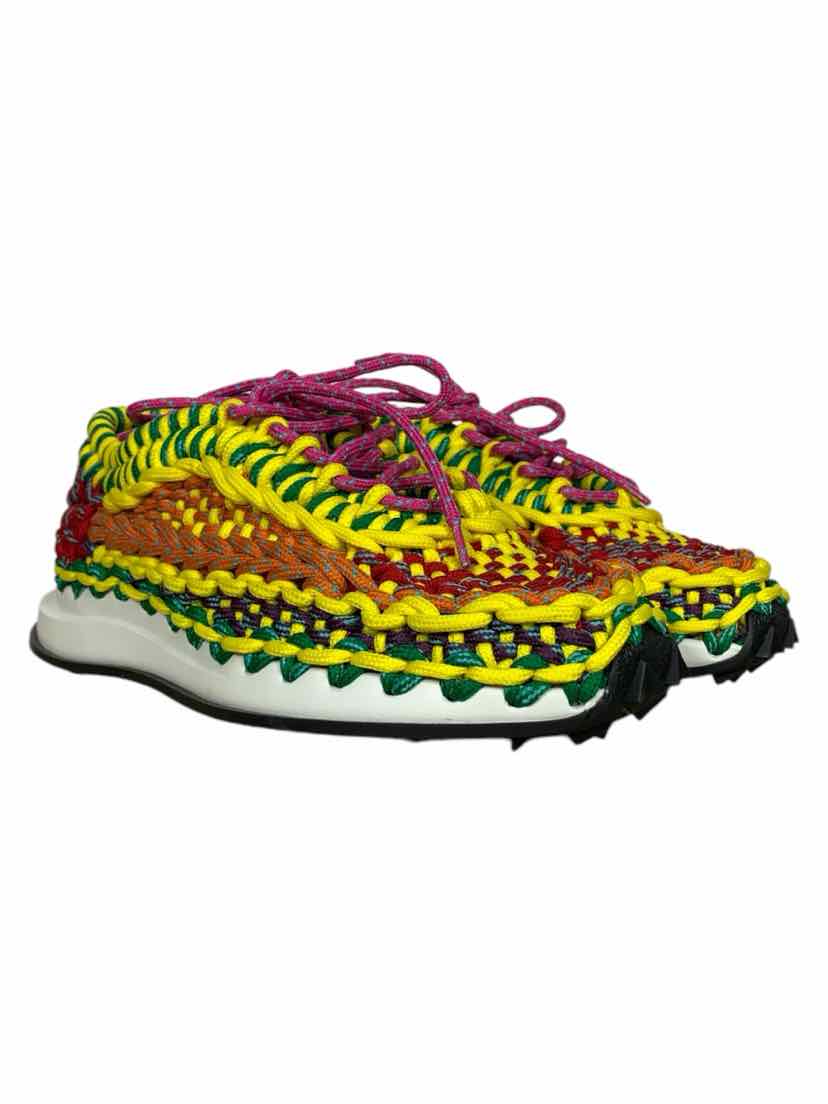 Valentino Size 39 Sneaker - Image 2