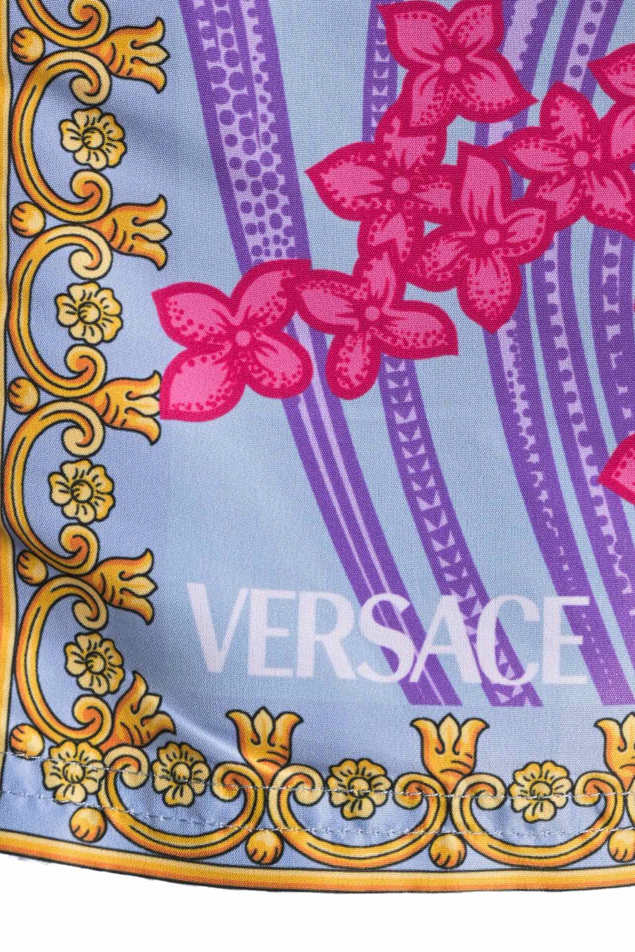 Versace Size 4 Men's Acid Bouquet Swim Shorts - Image 3