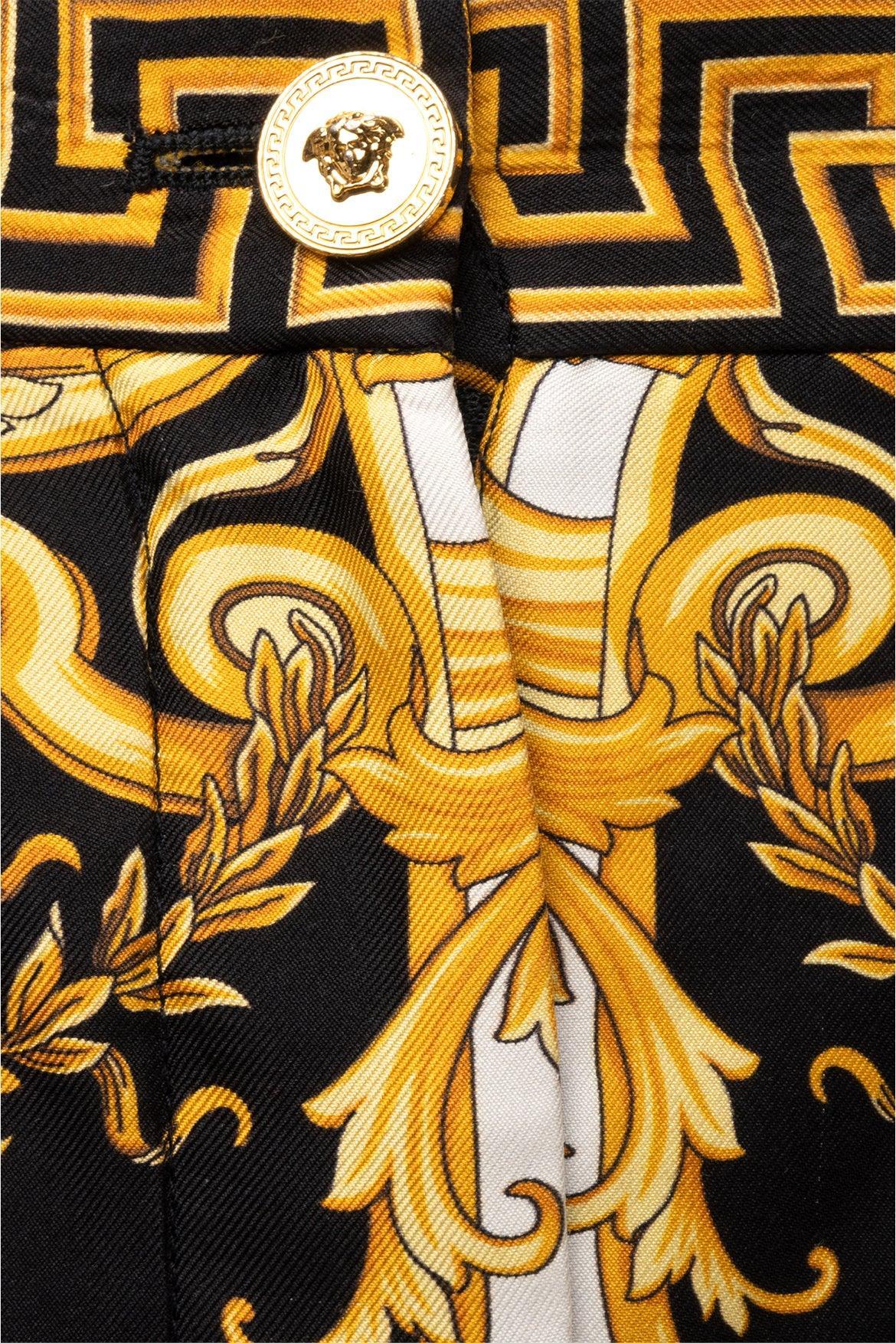 Versace Size 40 Barocco Silk Shorts - Image 3