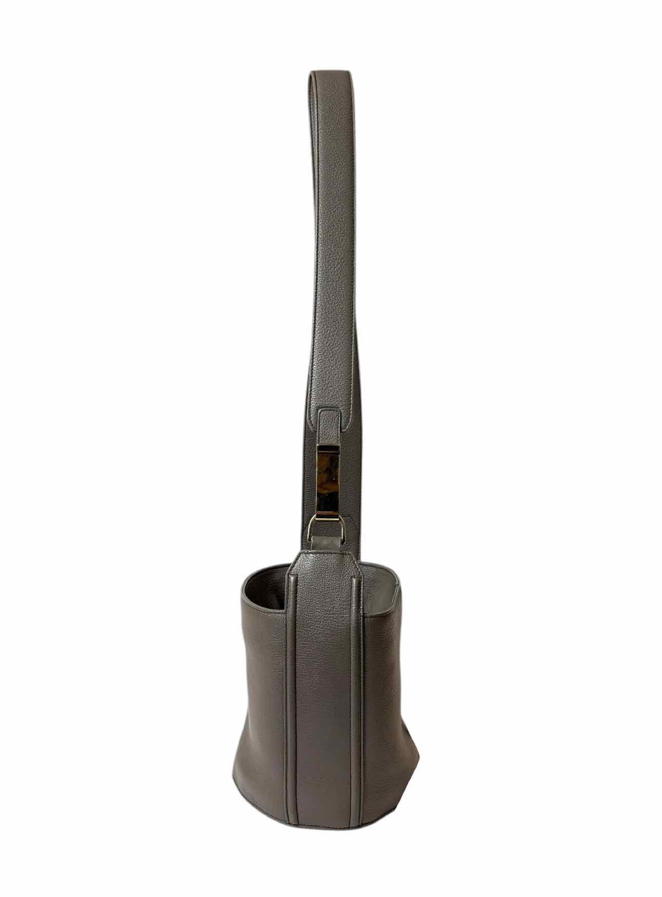 Victoria Beckham Etrusca Leather Bucket Bag Purse - Image 2