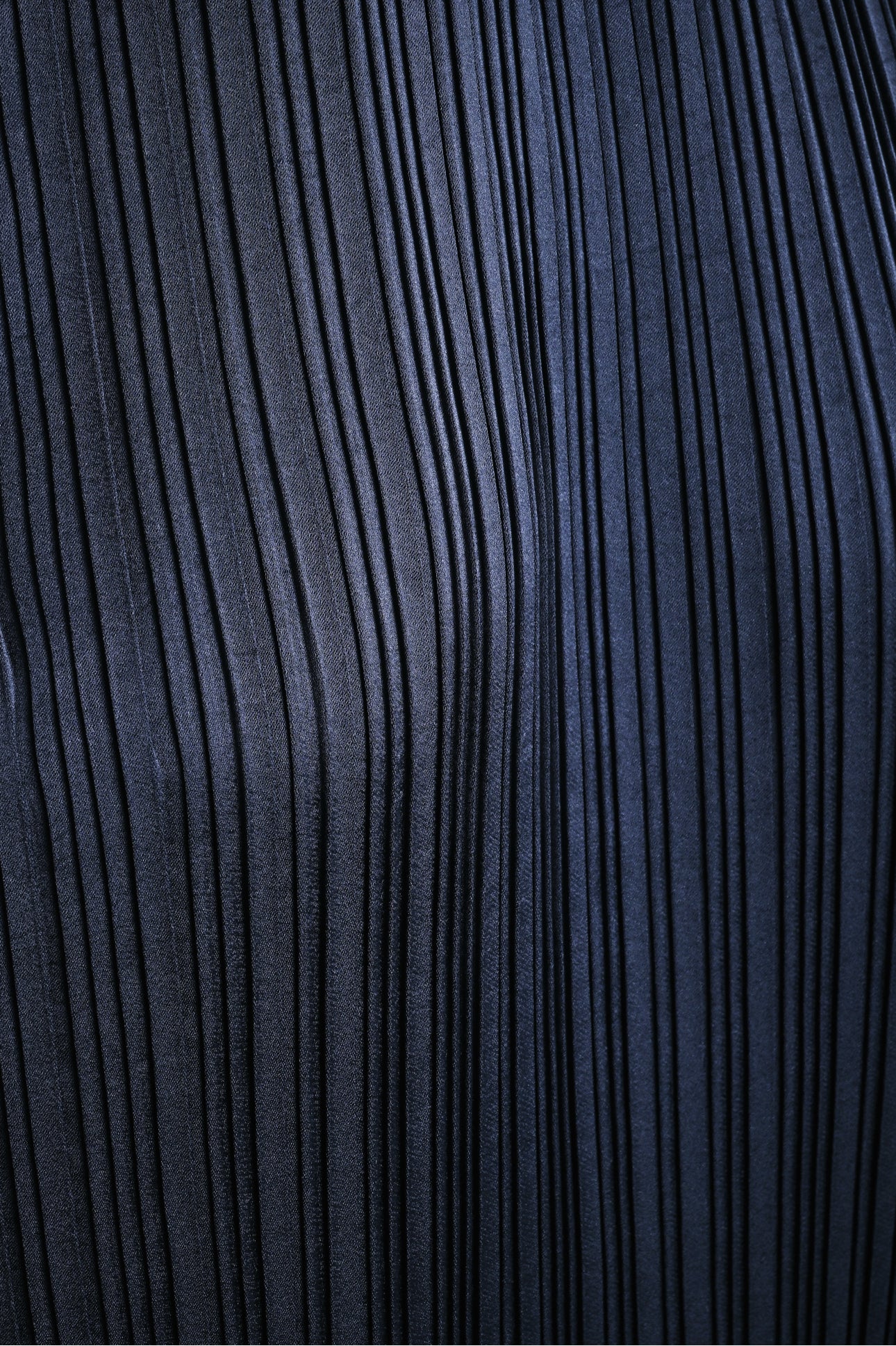Vince Size M PlissÃ©-Pleated Tank & Skirt Set - Image 3