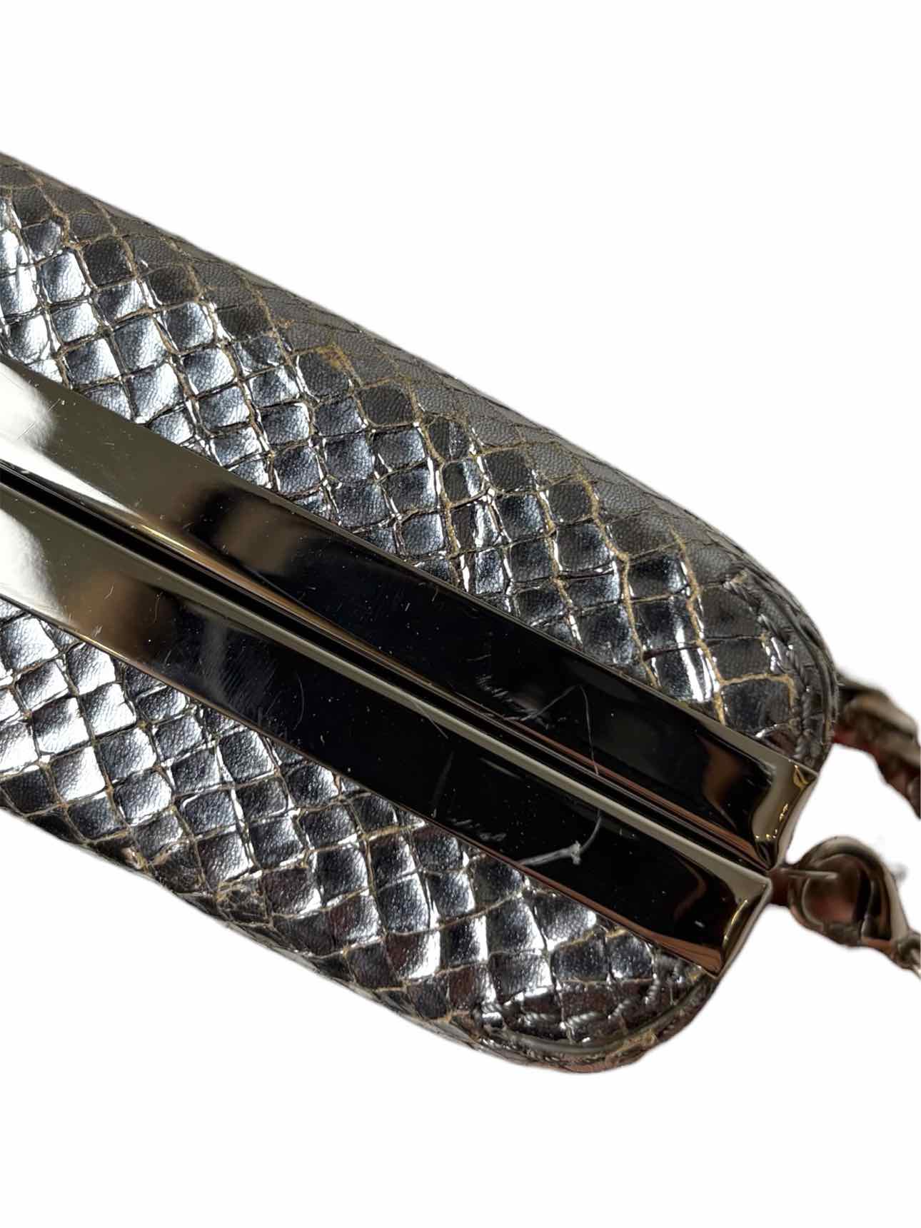 Vivienne Westwood Metallic Silver Leather Snake Print Clutch - Image 17