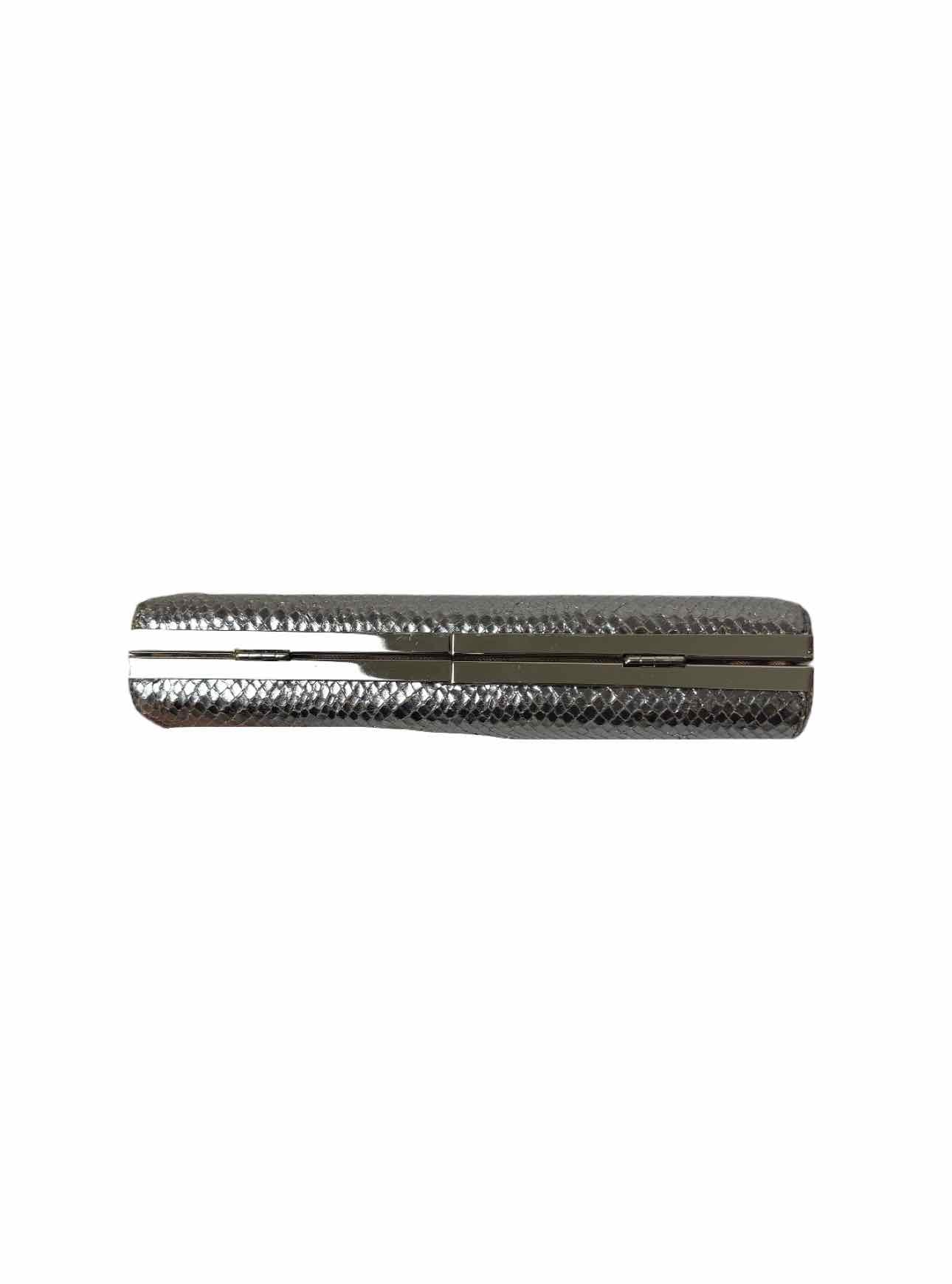 Vivienne Westwood Metallic Silver Leather Snake Print Clutch - Image 5